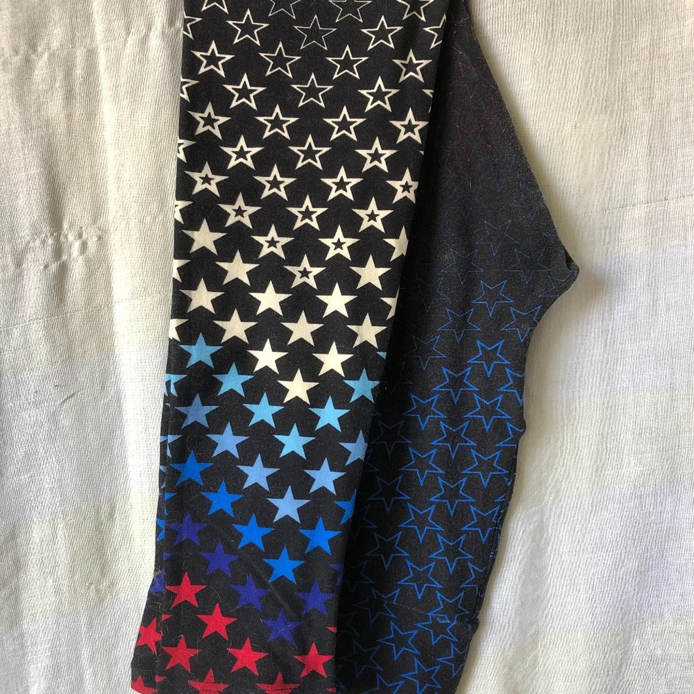 OS LuLaRoe Leggings - Red, White, and Blue Stars